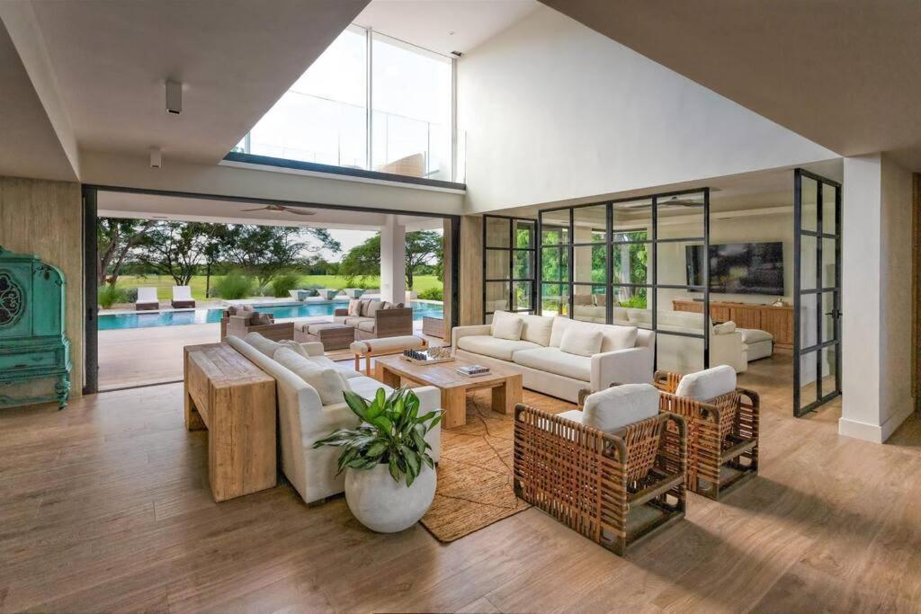 Villa Polos, Prestigious Haven In Casa De Campo La Romana Exterior foto